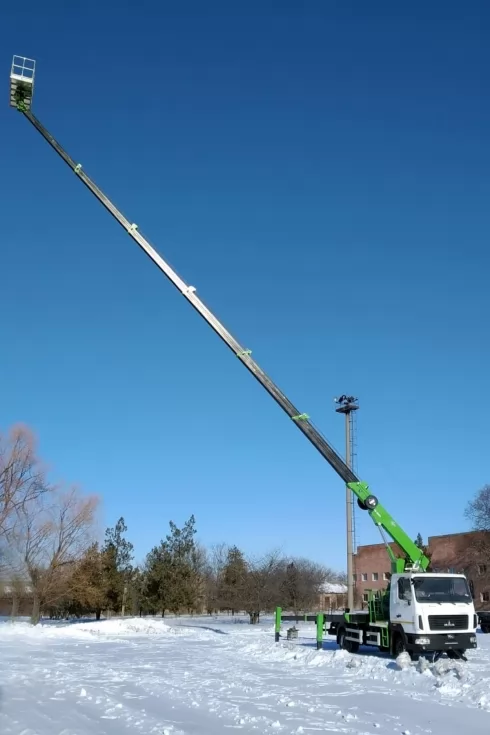 Столичный вуз приобрел южнокорейский автогидроподъемник SKYMAN DS300 на базе МАЗ-4371, фото 5