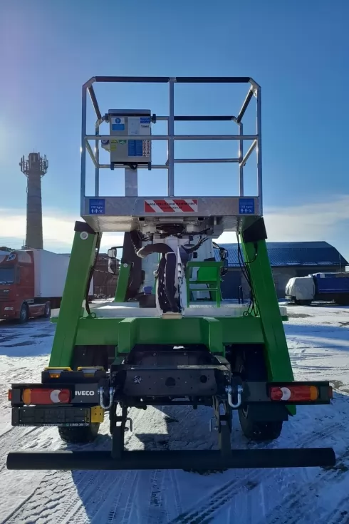 Энергетики Прикарпатья будут пользоваться автовышкой на полноприводном шасси, фото 8