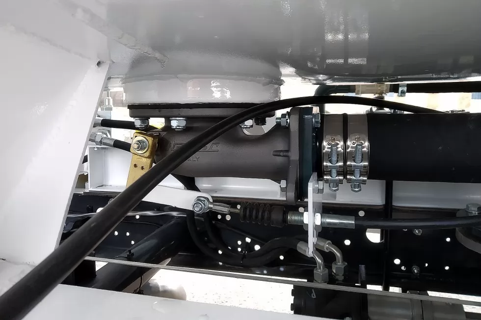 Автомагистраль-Юг получила очередную партию автотопливозаправщиков на базе IVECO Daily, фото 5