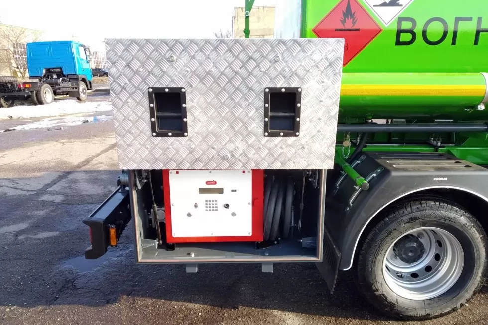 бензовоз на базе ивеко