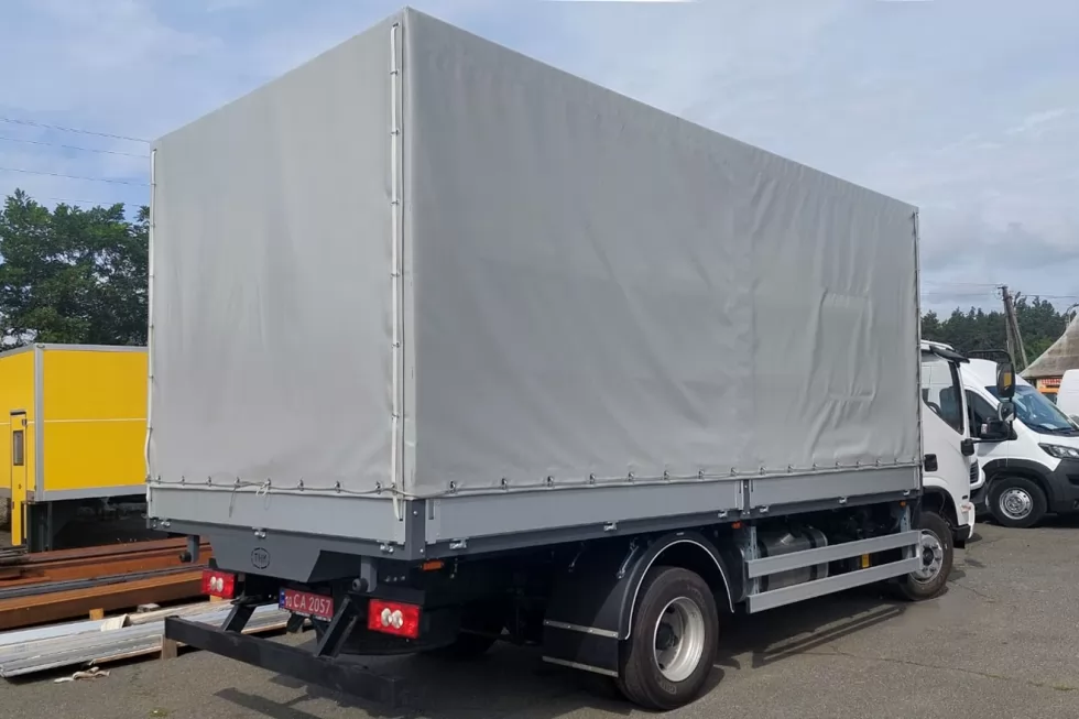 Изготовлена партия бортовых автомобилей на базе FOTON AUMARK BJ1108, фото 1