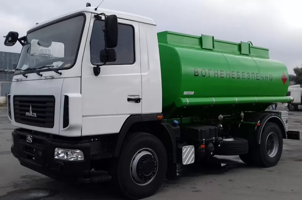 Техкомплект освоил производство автотопливозаправщиков с цистернами более 10 кубометров, фото 2