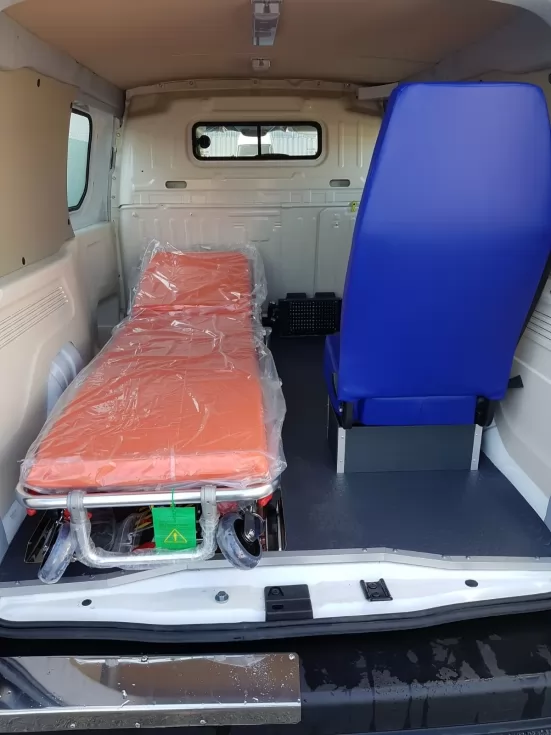 Ивано-Франковск в борьбе с пандемией усиливает автопарки автомобилей скорой помощи, фото 2