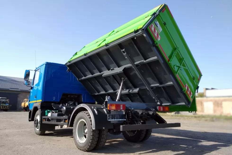 Очередной самосвал на базе МАЗ отправился к покупателю, фото 11