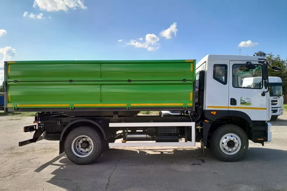 самосвалы dong feng