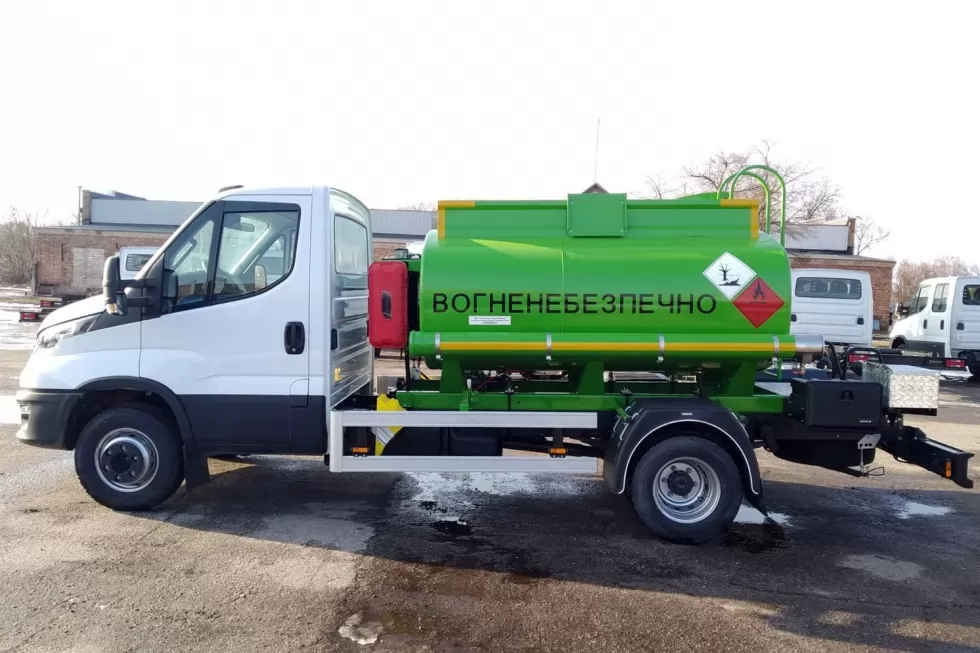 Изготовлен односекционный автотопливозаправщик ATZ-4 на базе IVECO Daily, фото 10