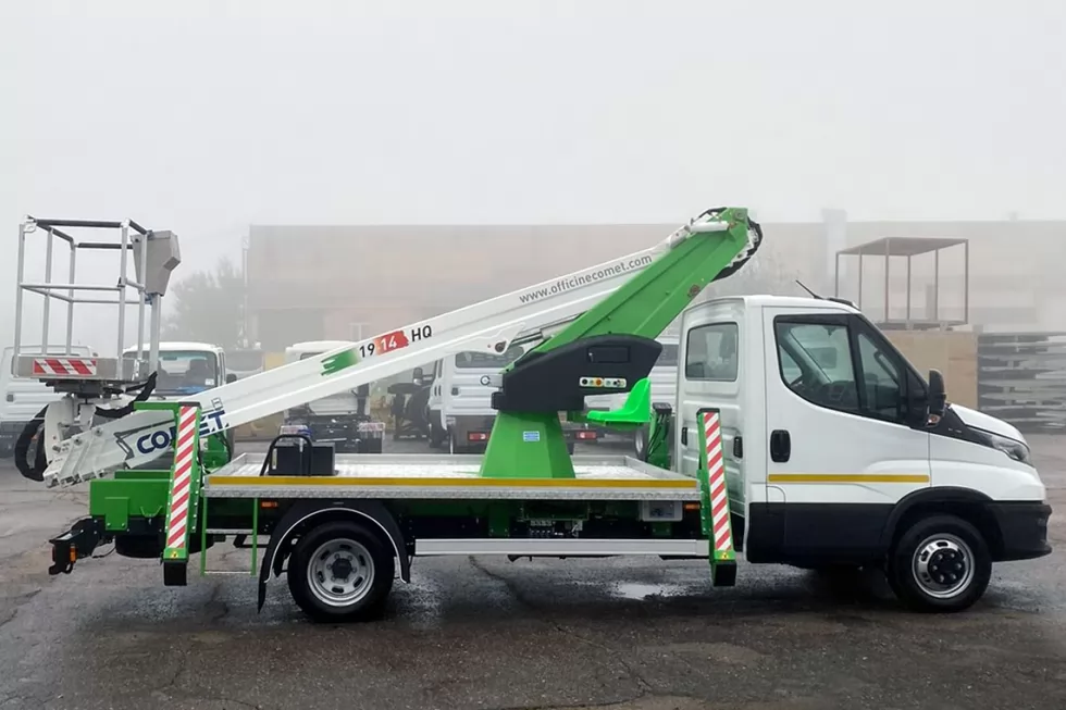 Для восстановления деоккупированной Харьковщины изготовлена самая популярная модель автовышки, фото 1