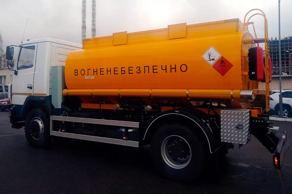 новый топливозаправщик маз 5340 купить украина