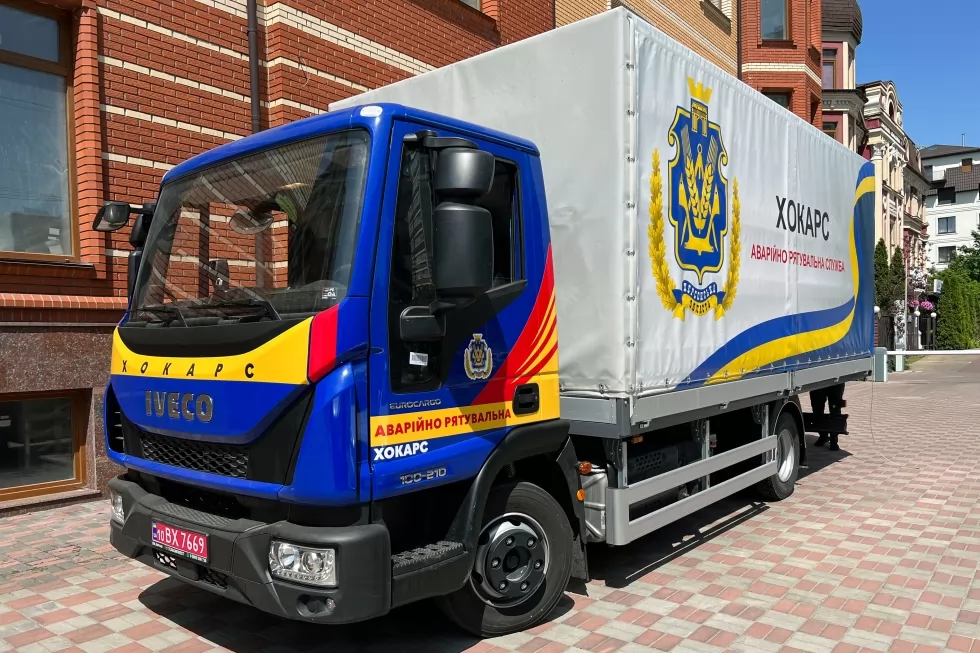 борт тент iveco