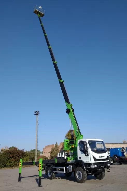 Киевэнерго приобрел 30-метровую автовышку SKYMAN DS00 на базе IVECO Eurocargo, фото 7