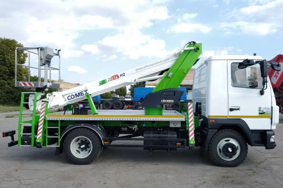 новый автогидроподъемник маз купить украина