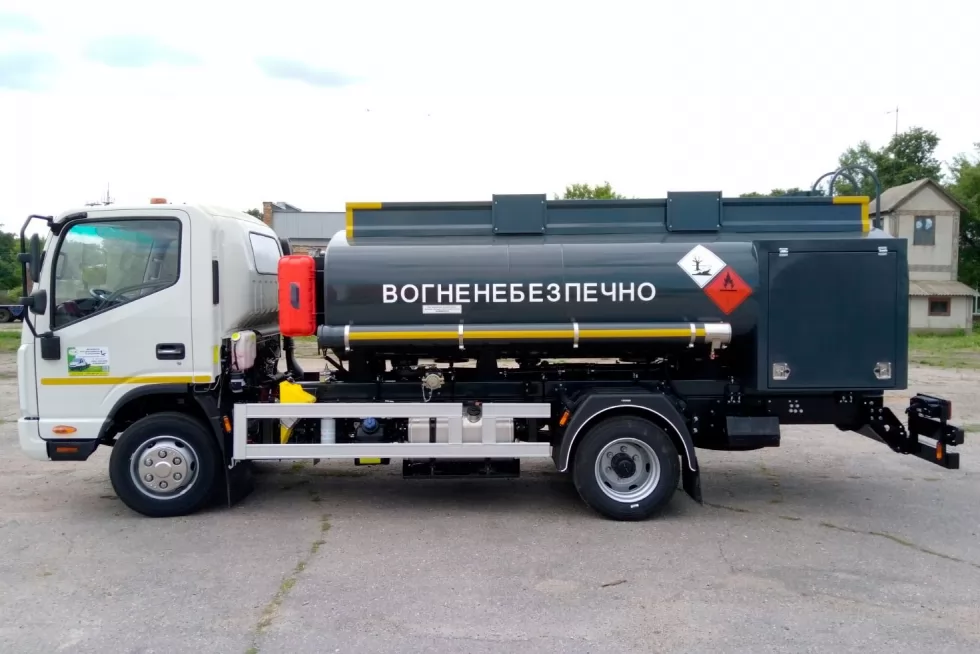 бензовози київ