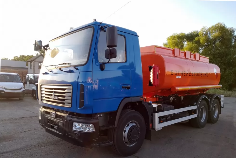 автотопливозаправщик 12 м3