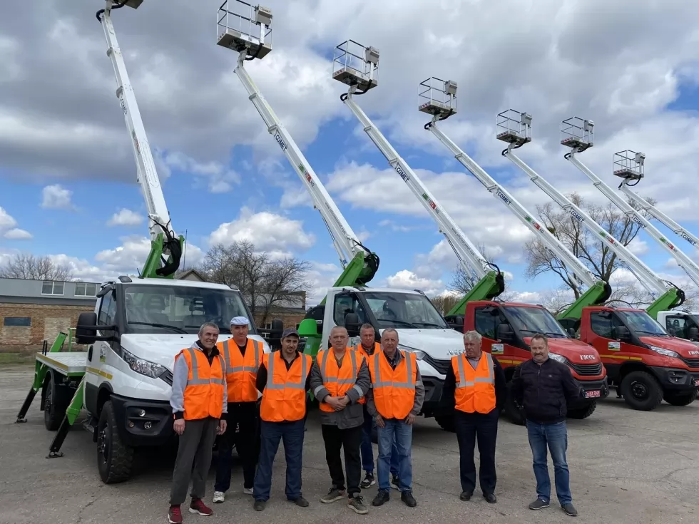 Харьковские энергетики получили очередную партию автовышек на полноприводном шасси, фото 28