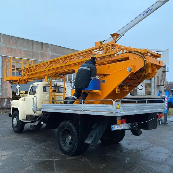 В сервисном центре Техкомплект отремонтировали 17-метровую автовышку, фото 8