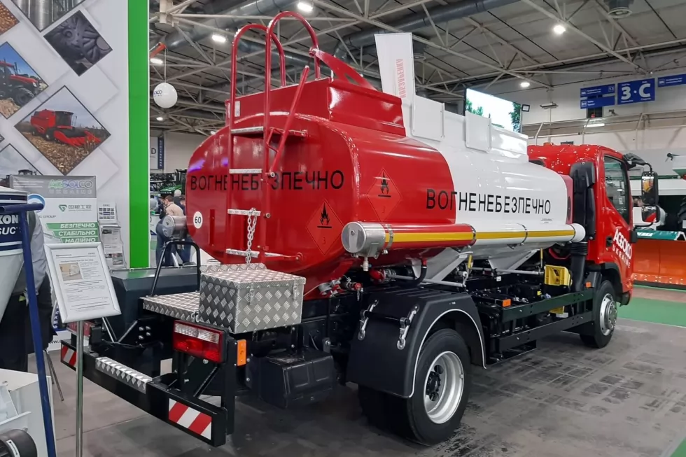 Автотопливозаправщик от Техкомплект представлен на выставке Зерновые Технологии 2020 (Агровесна), фото 3