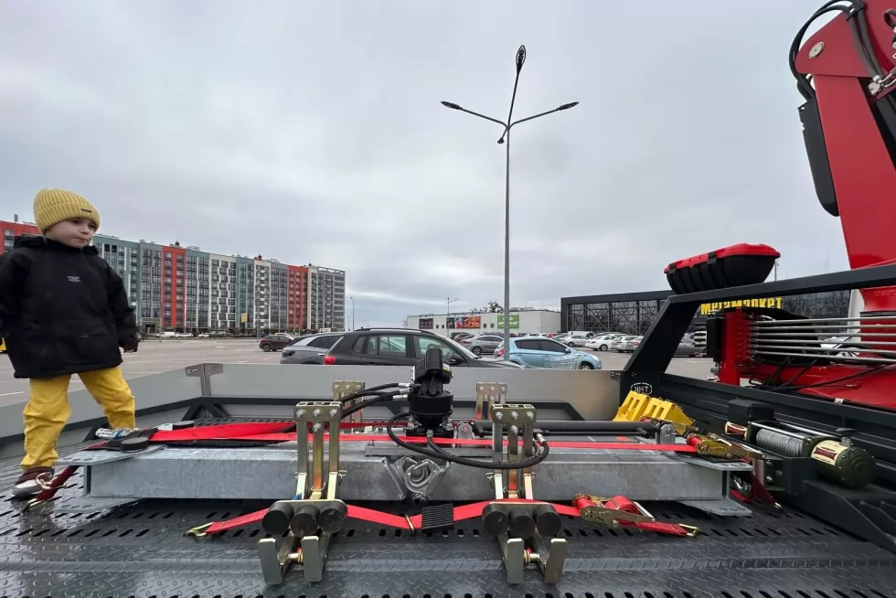 Для полицейских Одесской области изготовлен новый эвакуатор ТК-TGL-EVA на базе MAN, фото 6