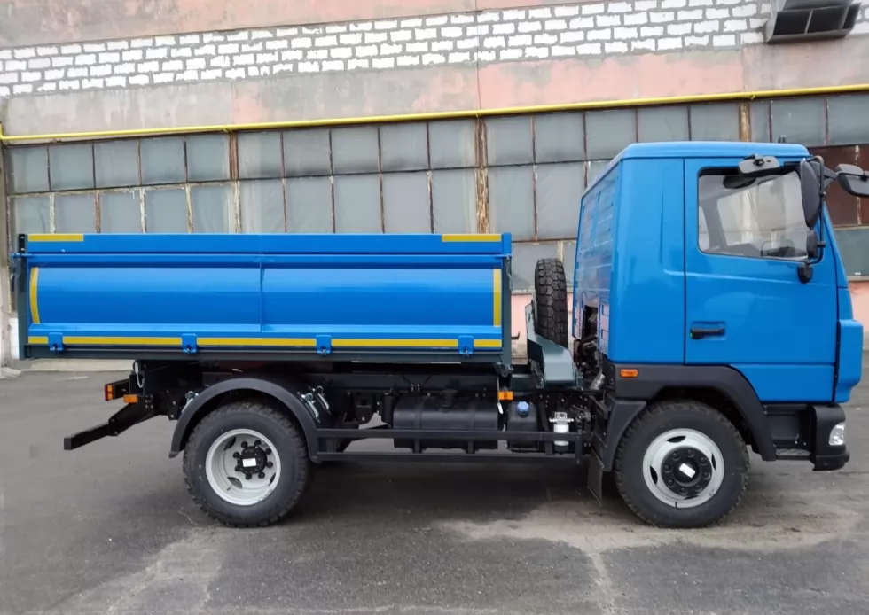 самосвал синий