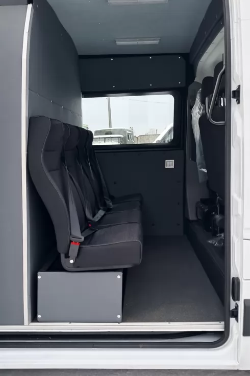 Выполнена отраслевая специализация грузопассажирского автомобиля RENAULT MASTER, фото 6