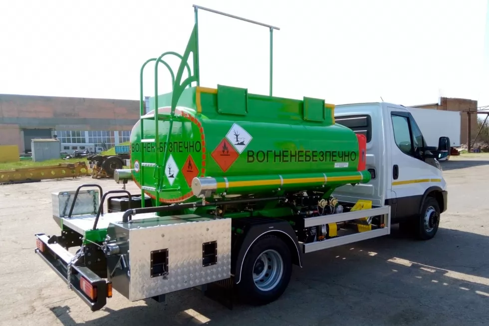 В Измаильском морском порту будет работать новый автотопливозаправщик APZ-4 на IVECO Daily 70c16, фото 2