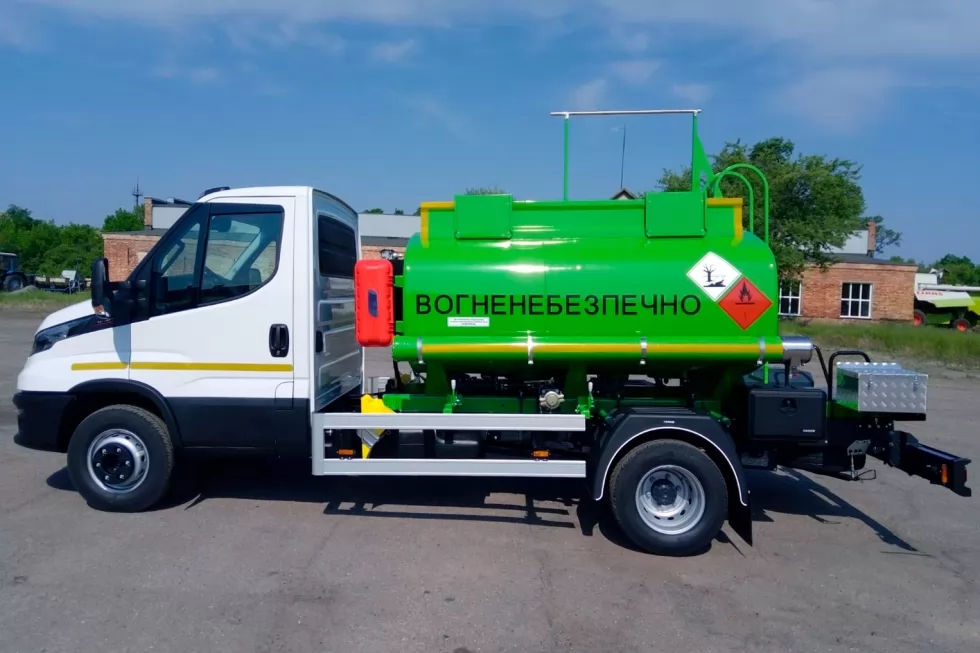 бензовозы техкомплект iveco daily