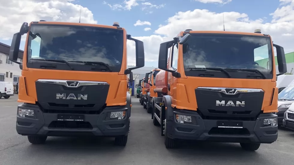 ГК АВТОСТРАДА приобрела 7 автотопливозаправщиков Техкомплект на базе MAN, фото 21