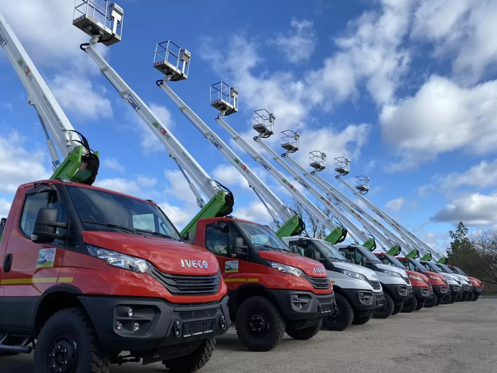 Харьковские энергетики получили очередную партию автовышек на полноприводном шасси, фото 12