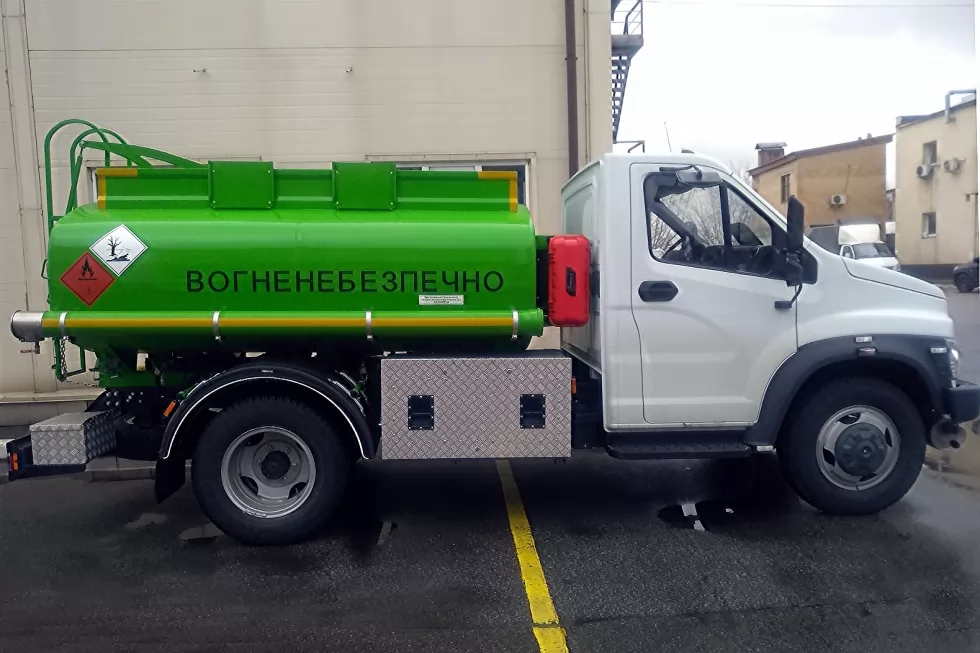 продажа бензовозов на базе газон некст