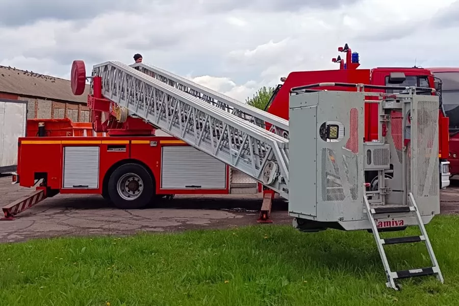 Возобновлена работа очередной пожарной спецмашины для Черниговщины, фото 7
