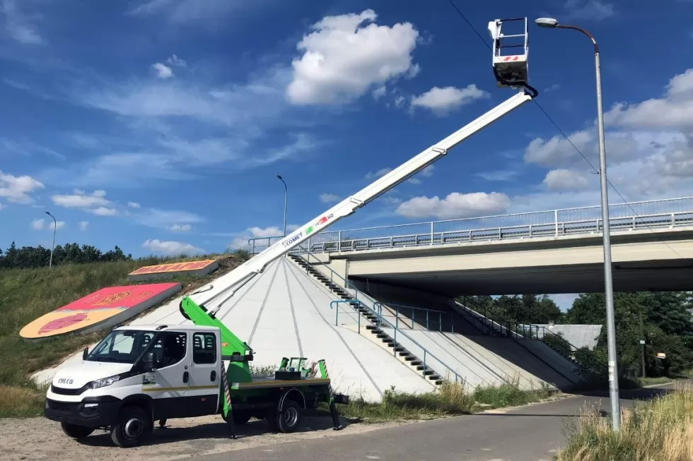 подъемник comet 18 на iveco