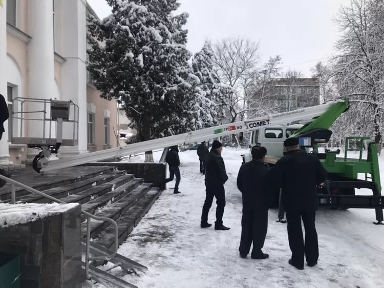 Особливості експлуатації автовишок в осінньо-зимовий період