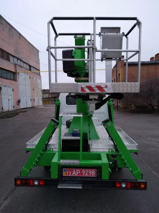 Комбинированные 14-метровые автовышки Comet набирают популярность среди украинских покупателей, фото 2