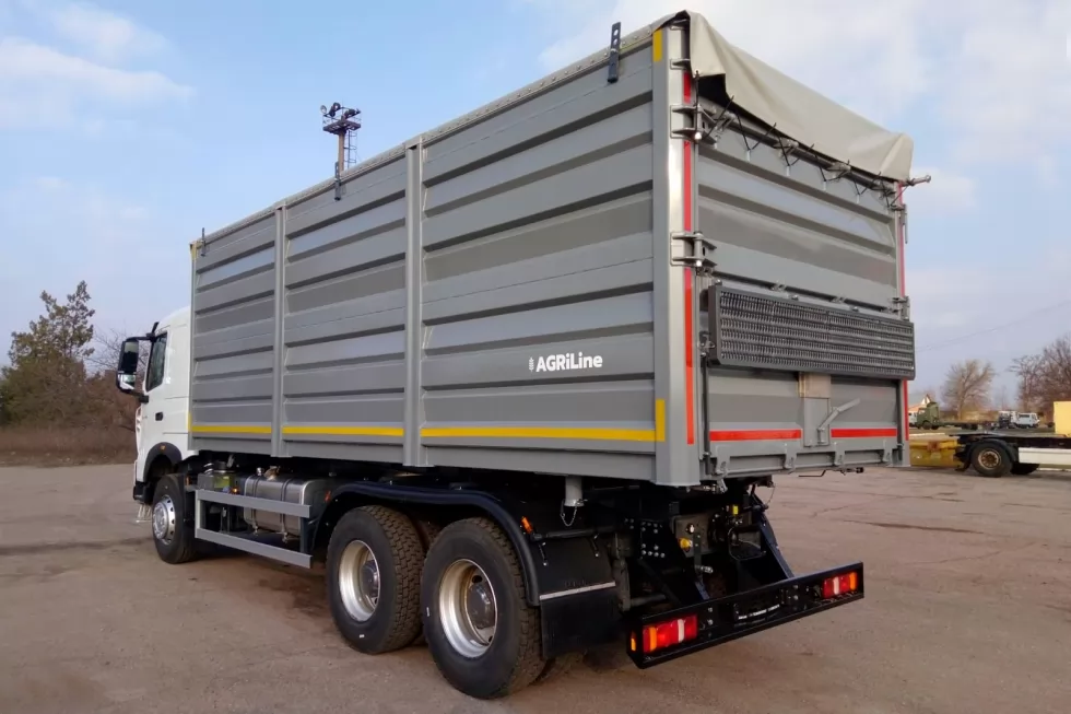 Изготовлен зерновоз AGRiLine-30 на новой модели базового шасси, фото 4