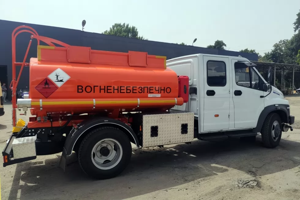 Изготовлен автотопливозаправщик на базе БЕЛАВА-1503 (Gazon Next ГАЗ-C42R33-000010), фото 3