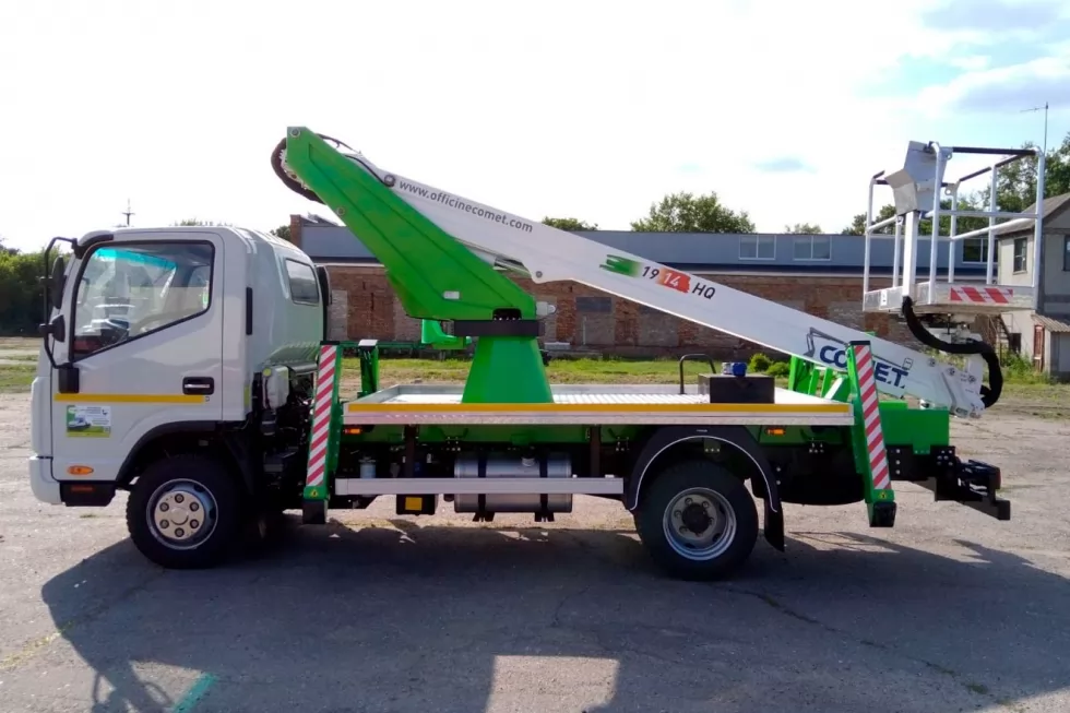 Изготовлена самая популярная автовышка Техкомплект на новой модели шасси JAC, фото 2