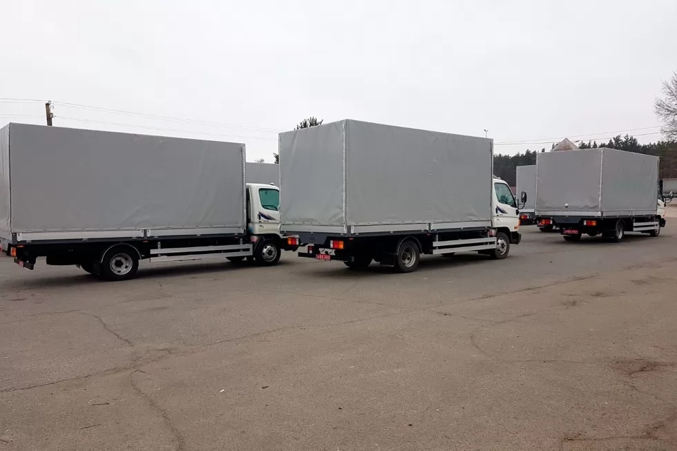 Готовится к отгрузке партия тентованных бортовых платформ на Hyundai HD78, фото 10