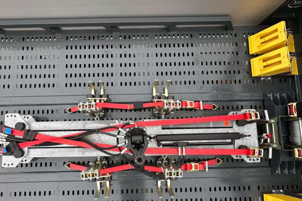 Для полицейских Одесской области изготовлен новый эвакуатор ТК-TGL-EVA на базе MAN, фото 14