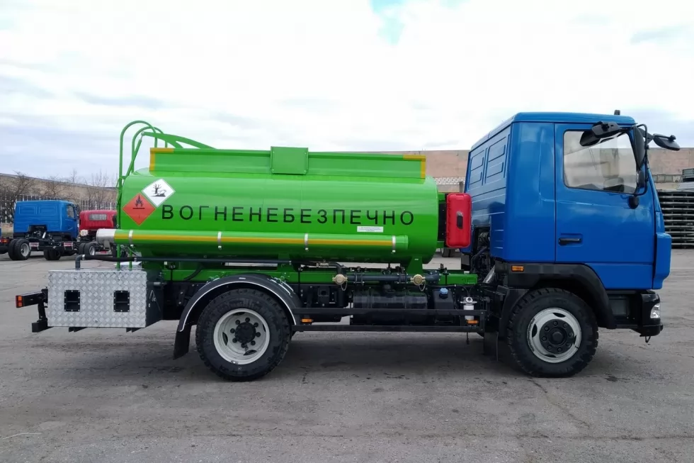 Днепропетровские аграрии приобрели новый автотопливозаправщик от Техкомплект, фото 1