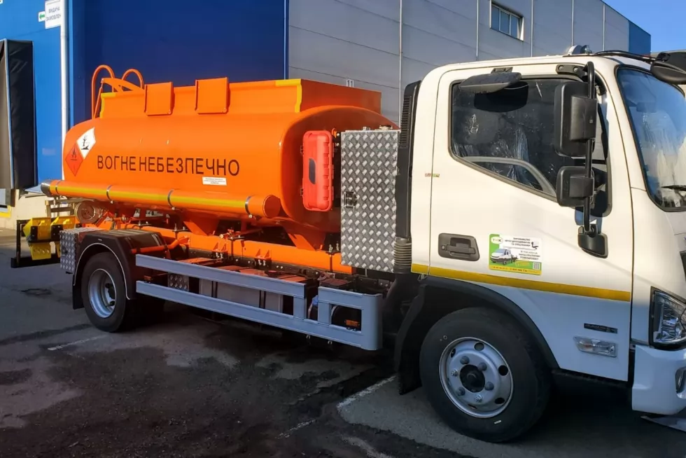 Изготовлен очередной автотопливозаправщик на FOTON с интересным дополнением в конструкции, фото 5