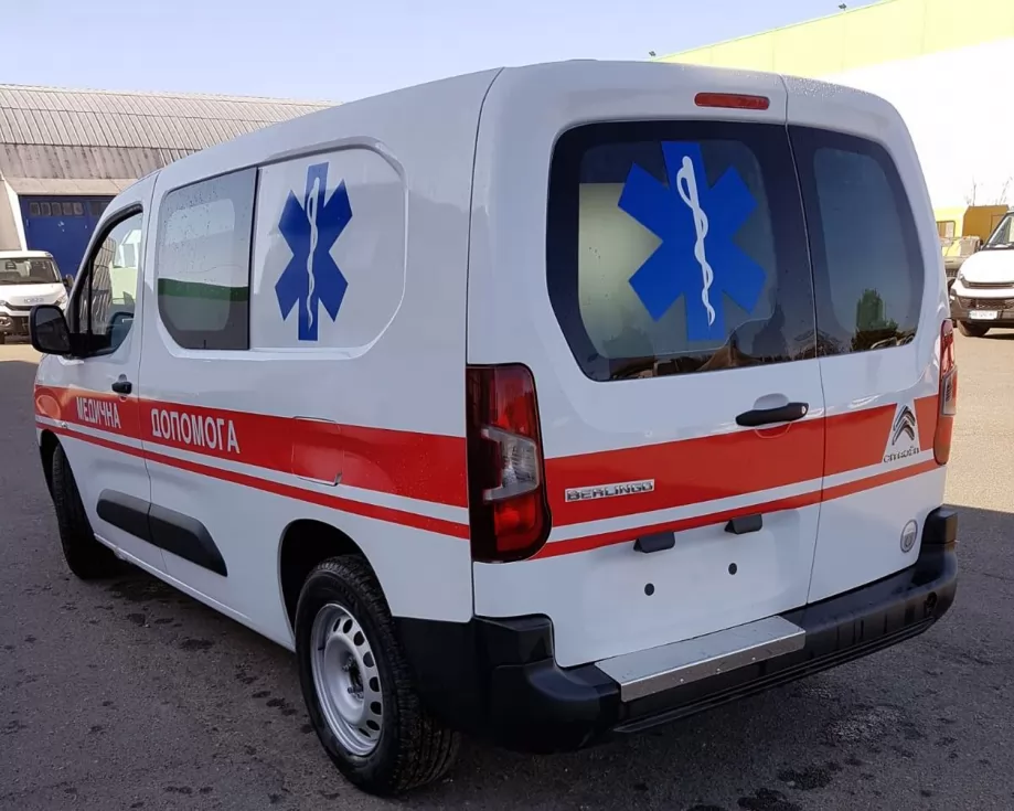 Ивано-Франковск в борьбе с пандемией усиливает автопарки автомобилей скорой помощи, фото 3