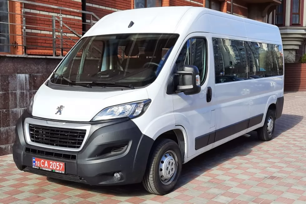 peugeot boxer грузопас