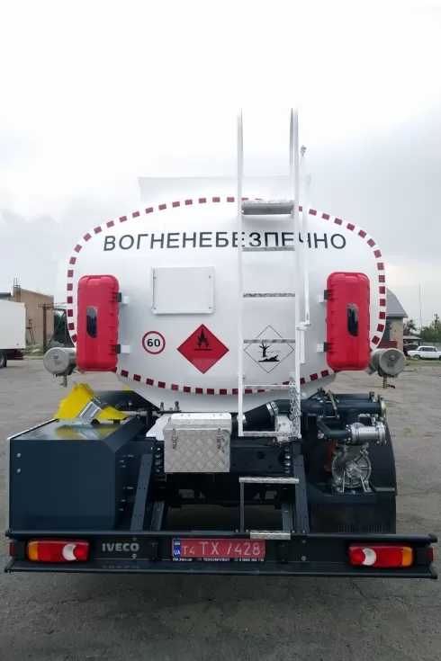 Техкомплект изготовил новую автоцистерну с объемом 11 м <sup loading=