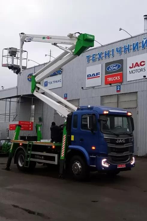 В Украине впервые собрана автовышка Comet с рабочей высотой до 31 м, фото 10