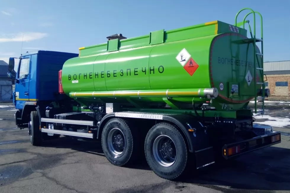 На Заводе Техкомплект запущен в серийное производство 12-кубометровый топливозаправщик на 3-осном шасси МАЗ, фото 8