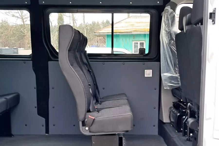 Для нашего партнера из Кривого Рога сделана отраслевая специализация Renault Master, фото 6