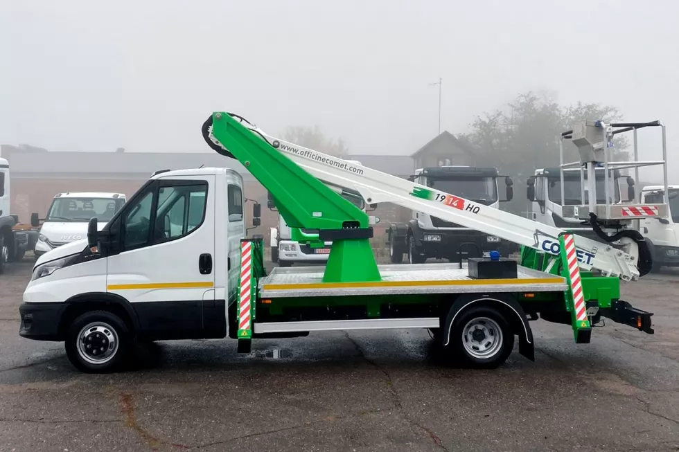 Для восстановления деоккупированной Харьковщины изготовлена самая популярная модель автовышки, фото 7