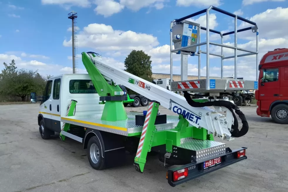 iveco автовышка
