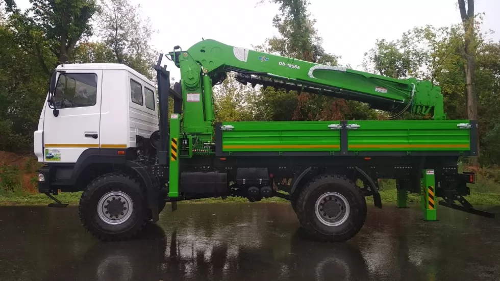 На Черниговоблэнерго отправляется работать новая бурильно-крановая установка DASAN на базе МАЗ, фото 5