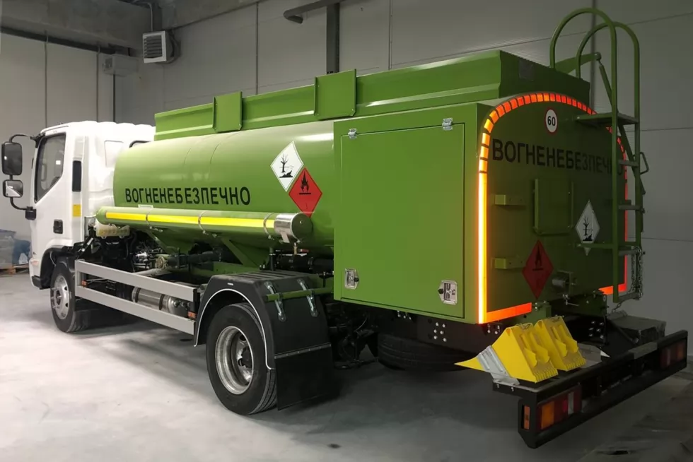 топливозаправщик foton атз-5