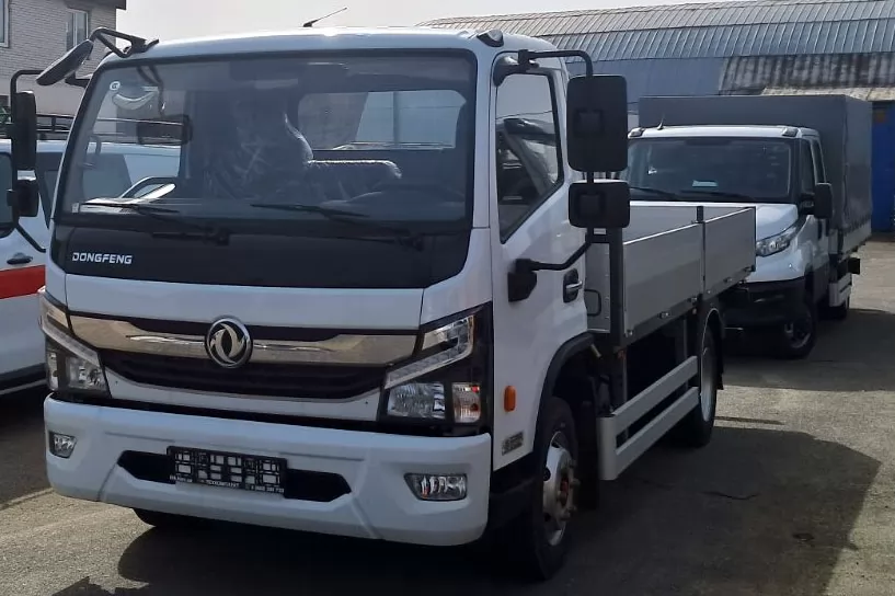 Для черниговских энергетиков изготовили два новых бортовых авто, фото 2